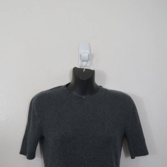 FRAME size Small Classic Rib Top Gray Silk Cashmere Blend Short Sleeve Basic - Picture 3 of 4